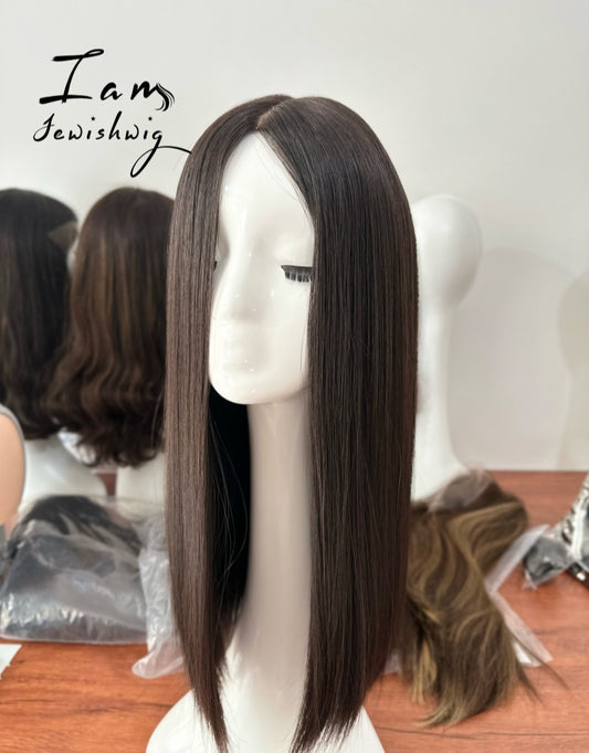 Natural Color 20inch Slight Layer Silk Top Wig