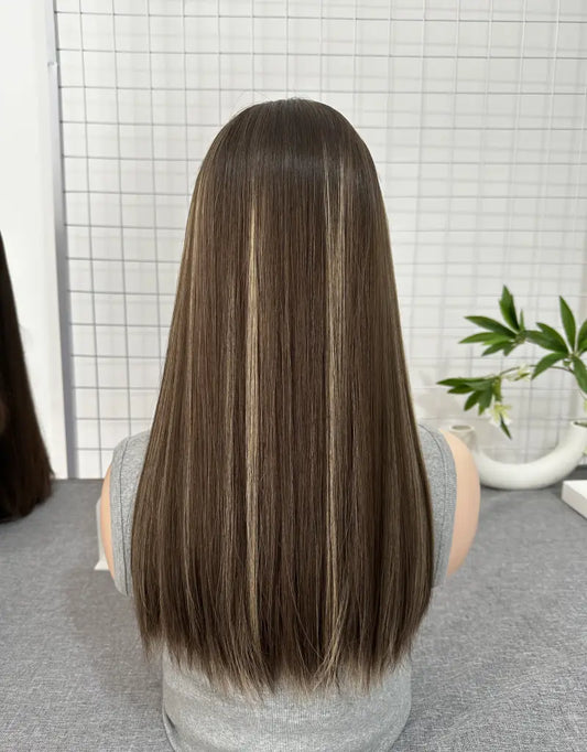 #CW-1Lace Top Wig 18inch No Layer Natural Color With Highlights