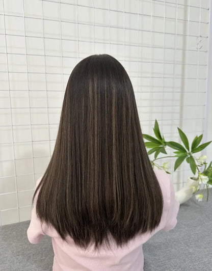 #28 Silk Top Wig 18inch Natural Straight Mini Layer